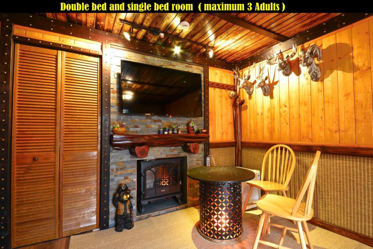 Salmon Magwood Guesthouse Торонто Экстерьер фото
